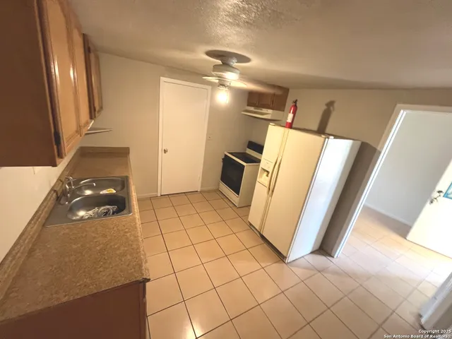 a view of a storage & utility room