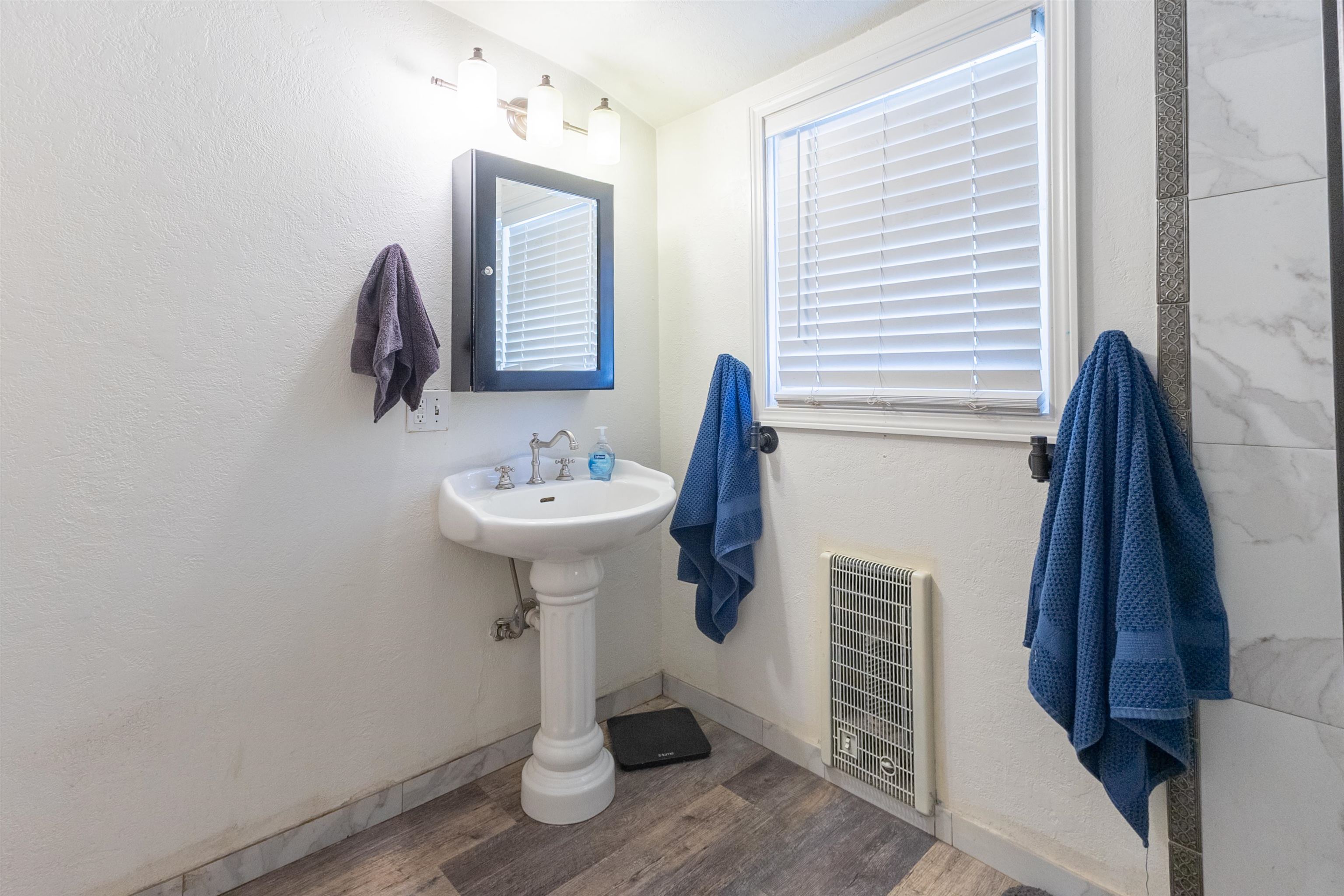 455 North Roop Street Susanville, CA 96130 - Photo 26 of 43
