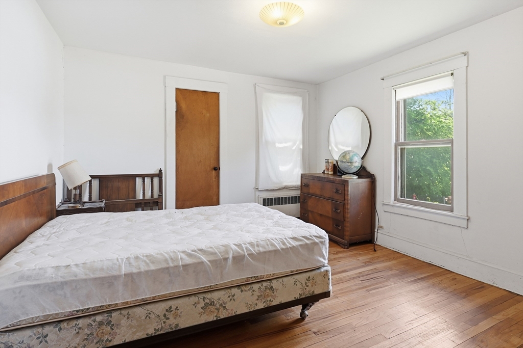 400 Nottingham Street Springfield, MA 01104 - Photo 21 of 26