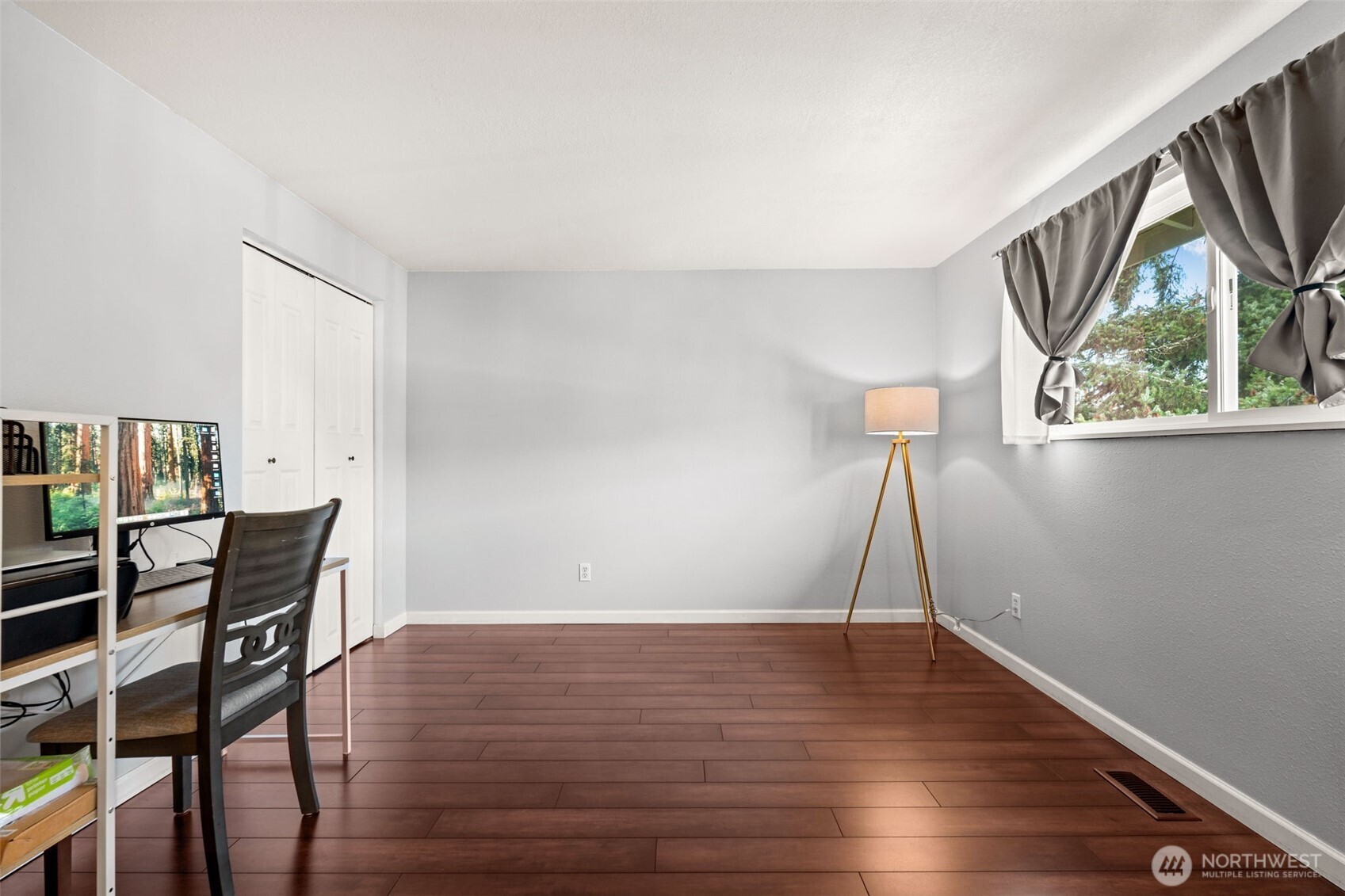 19234 121st Place Southeast Kent, WA 98031 - Photo 14 of 37 a view of a livingroom with furniture and wooden floor