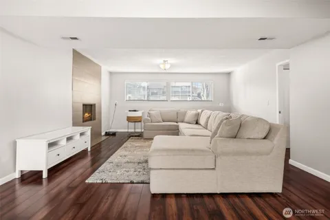 $790,000 | 19234 121st Place Southeast, Kent, WA 98031