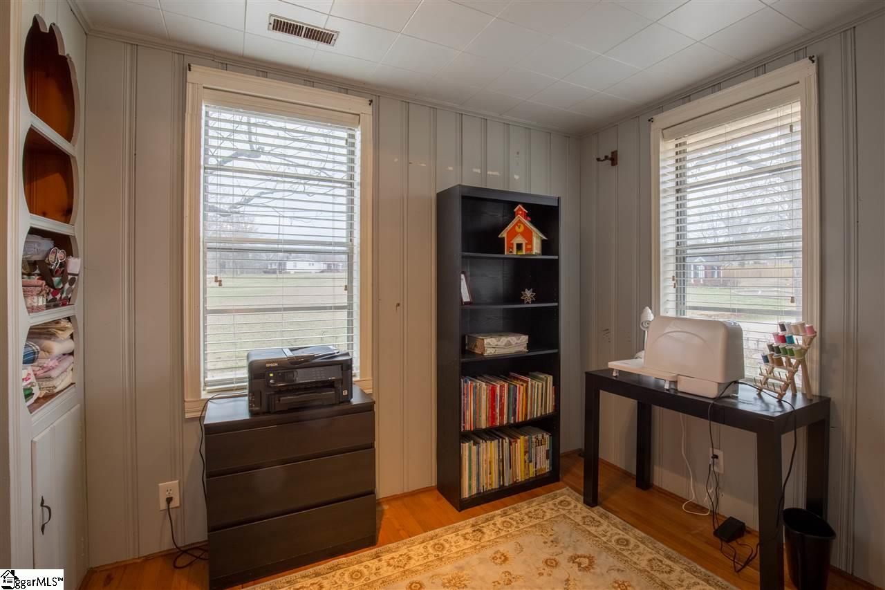 23 South Fairfield Road Greenville, SC 29605 - Photo 5 of 30 Gallery Image 5