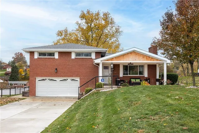 $415,000 | 430 Amherst Avenue, Coraopolis, PA 15108