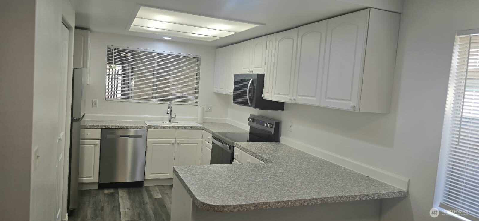 13823 Southeast Allen Rd. Bellevue, WA 98006 - Photo 13 of 22 Gallery Image 13