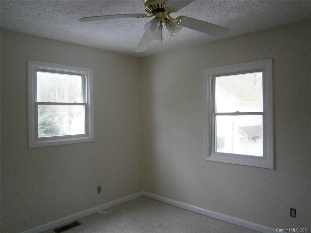 146 Bethany Church Road Fairview, NC 28730 - Photo 12 of 18 Gallery Image 12