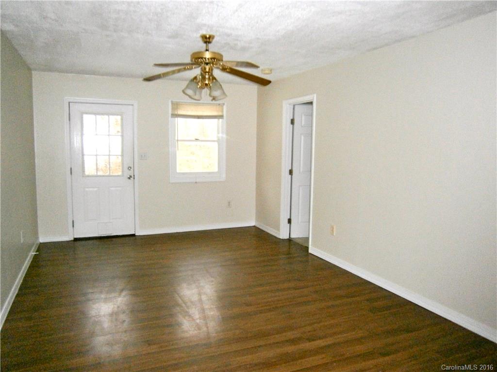 146 Bethany Church Road Fairview, NC 28730 - Photo 4 of 18 Gallery Image 4