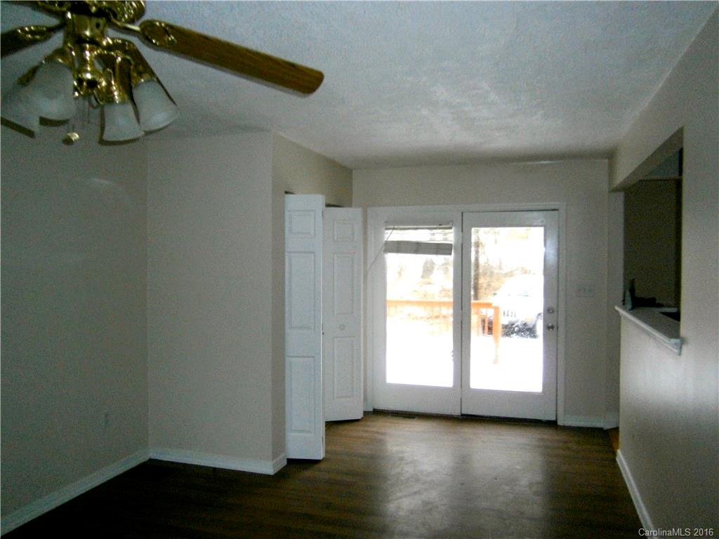 146 Bethany Church Road Fairview, NC 28730 - Photo 5 of 18 Gallery Image 5