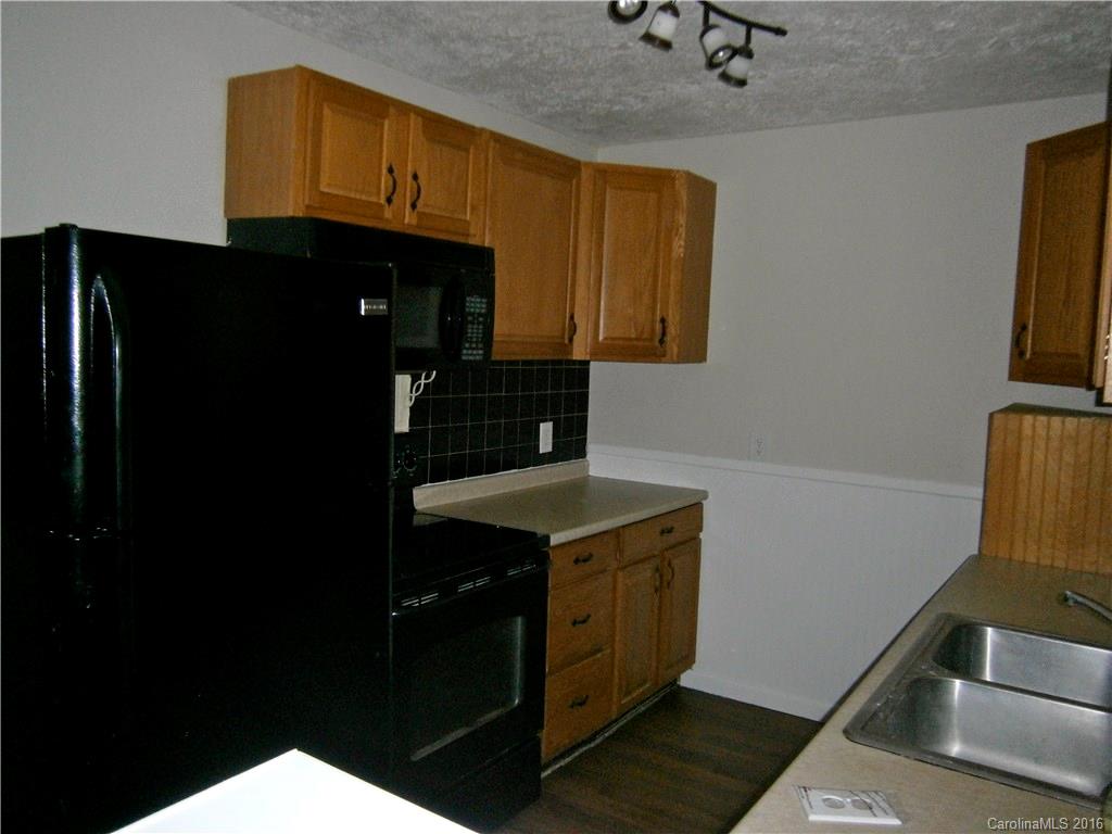 146 Bethany Church Road Fairview, NC 28730 - Photo 7 of 18 Gallery Image 7