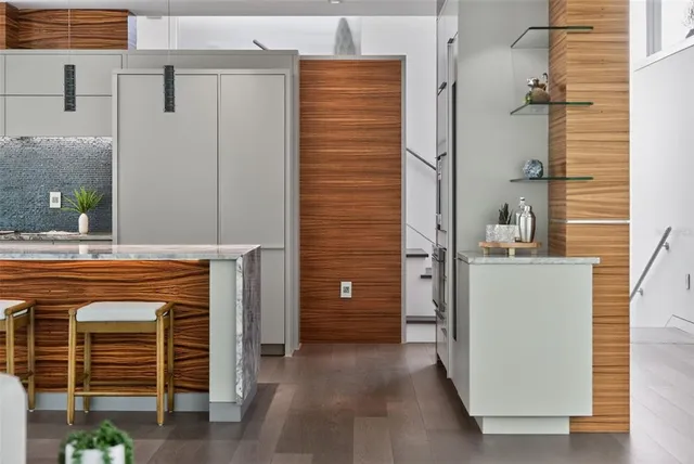 $2,580,000 | 1617 Palmetto Lane, Sarasota, FL 34236