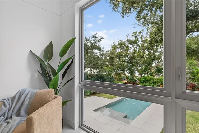 $2,580,000 | 1617 Palmetto Lane, Sarasota, FL 34236