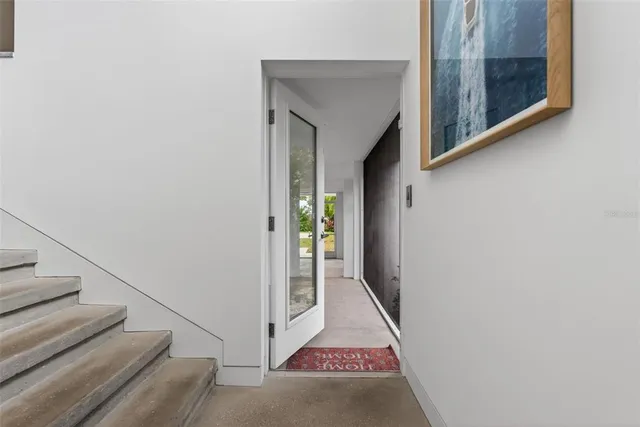 $2,580,000 | 1617 Palmetto Lane, Sarasota, FL 34236