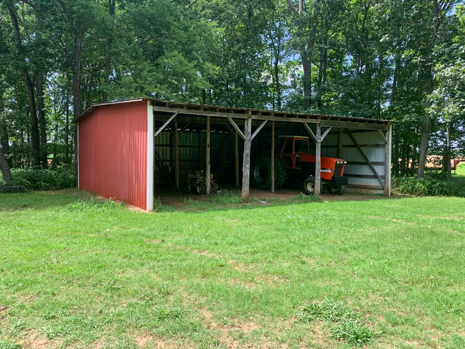 1421 Longview Road Unionville, TN 37180 - Photo 2 of 4 a view of outdoor space with deck and yard