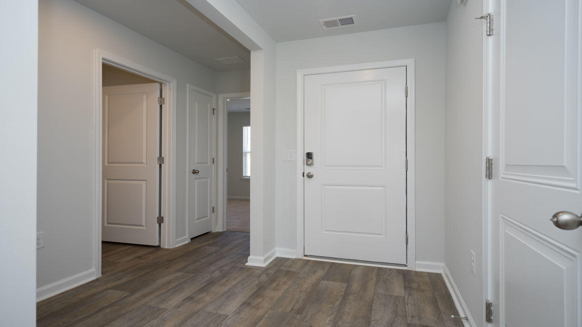 Macon Interior 3 (2)