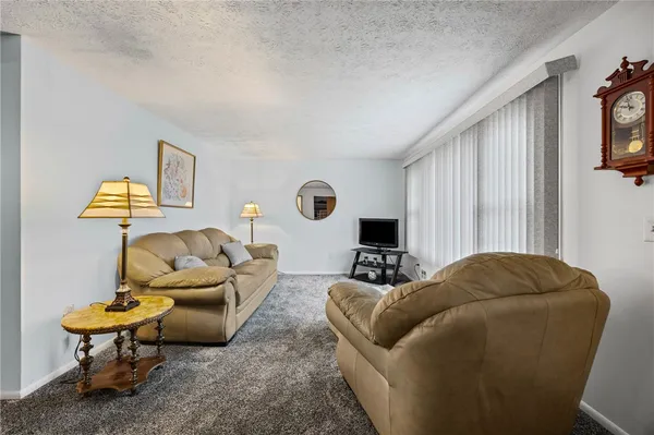 $239,900 | 41 Shadywood Drive, Gates, NY 14606