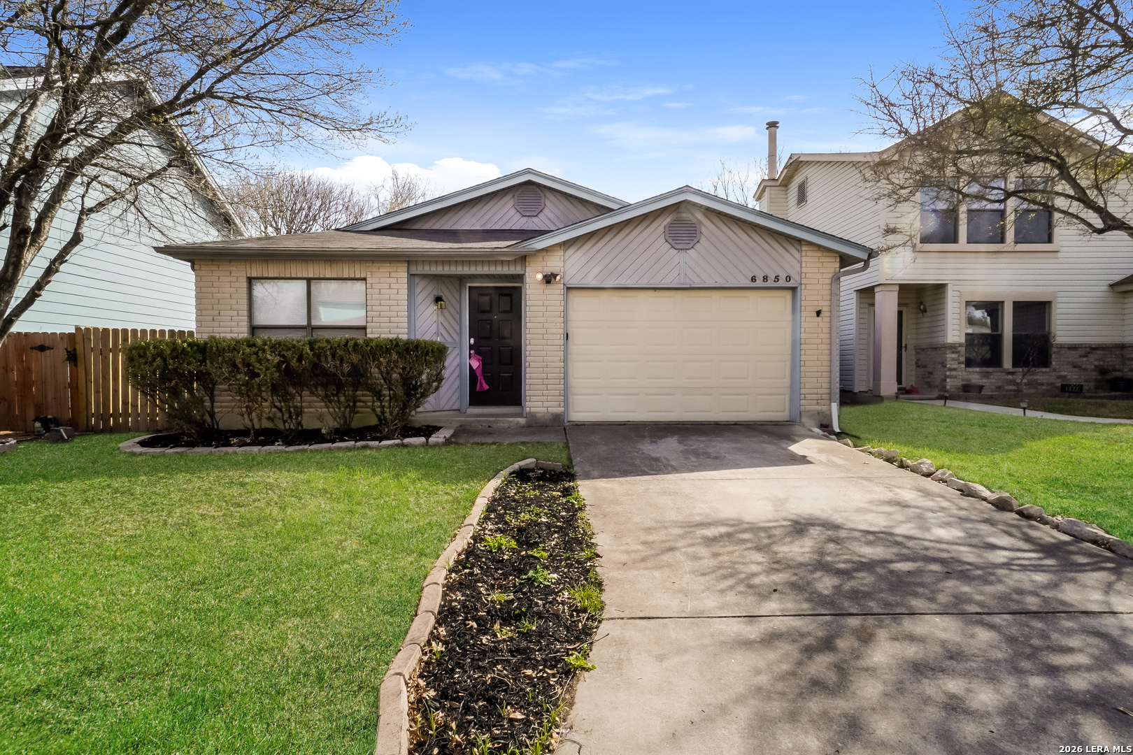 6850 Misty Field Drive Converse, TX 78109 - Photo 1 of 19