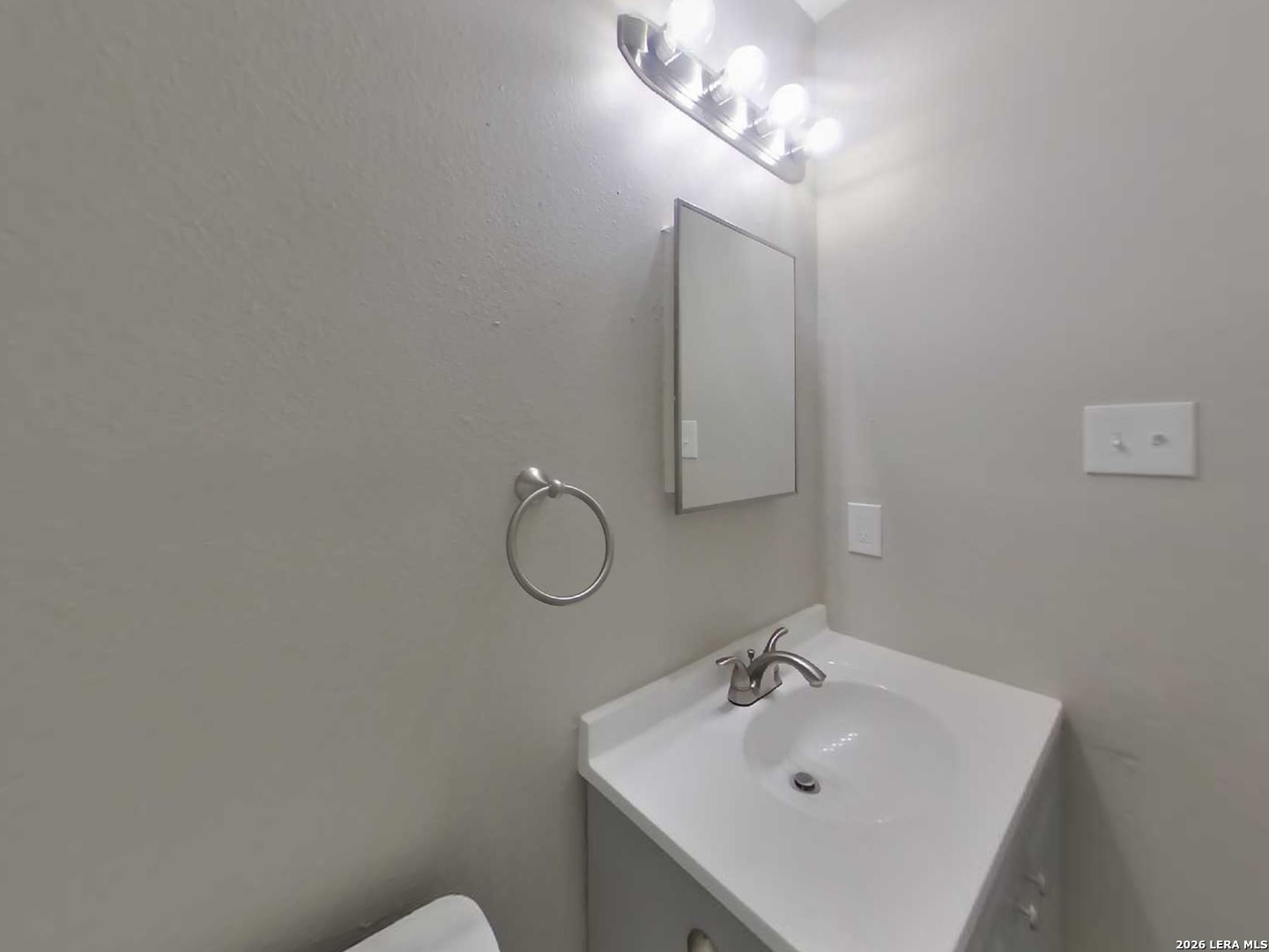 6850 Misty Field Drive Converse, TX 78109 - Photo 10 of 19