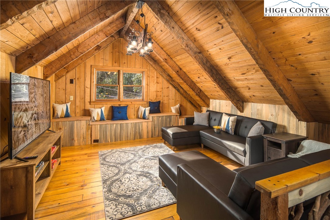 2133 Watauga River Road Sugar Grove, NC 28679 - Photo 25 of 43 Gallery Image 25