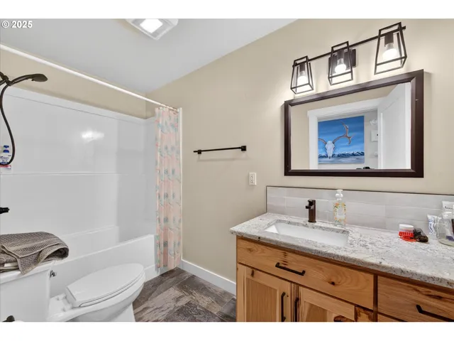 $355,000 | 2160 Wabash Avenue, Baker City, OR 97814