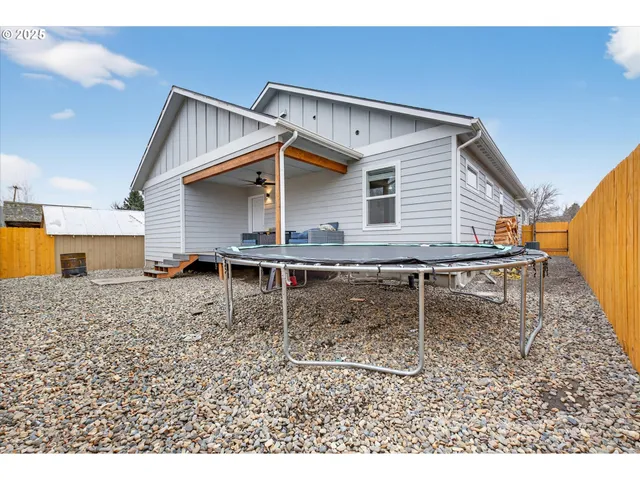 $355,000 | 2160 Wabash Avenue, Baker City, OR 97814