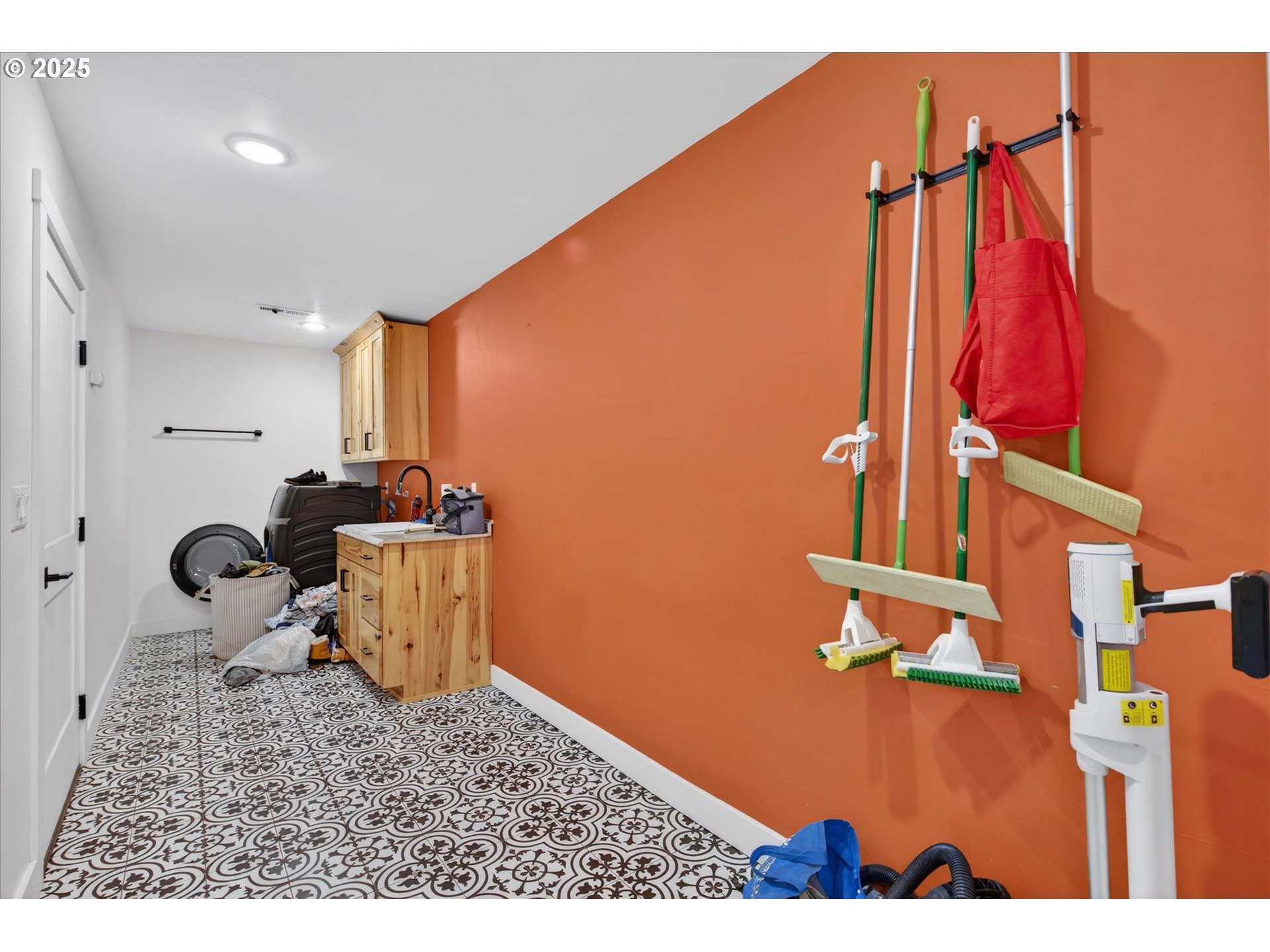 2160 Wabash Avenue Baker City, OR 97814 - Photo 9 of 25