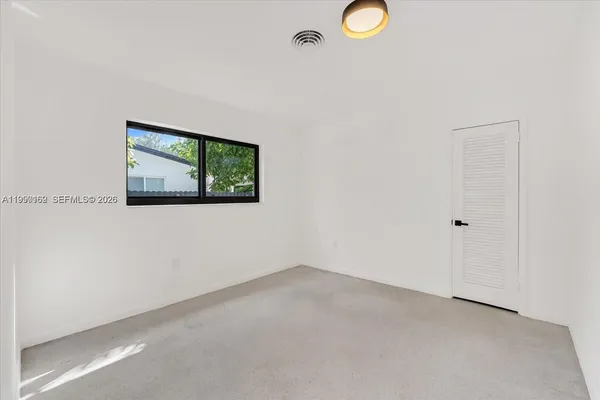 $9,000 | 7132 Southwest 65th Avenue, South Miami, FL 33143