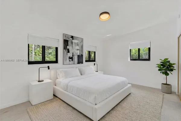 $9,000 | 7132 Southwest 65th Avenue, South Miami, FL 33143