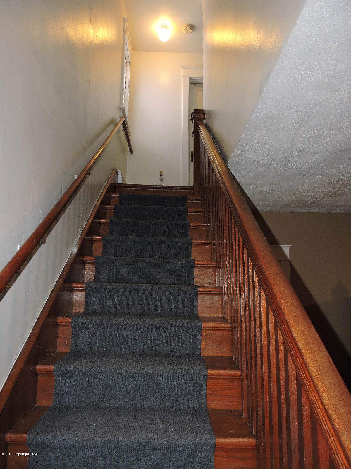 220 Learn Road Tannersville, PA 18372 - Photo 13 of 22 ENTRANCE STAIRS