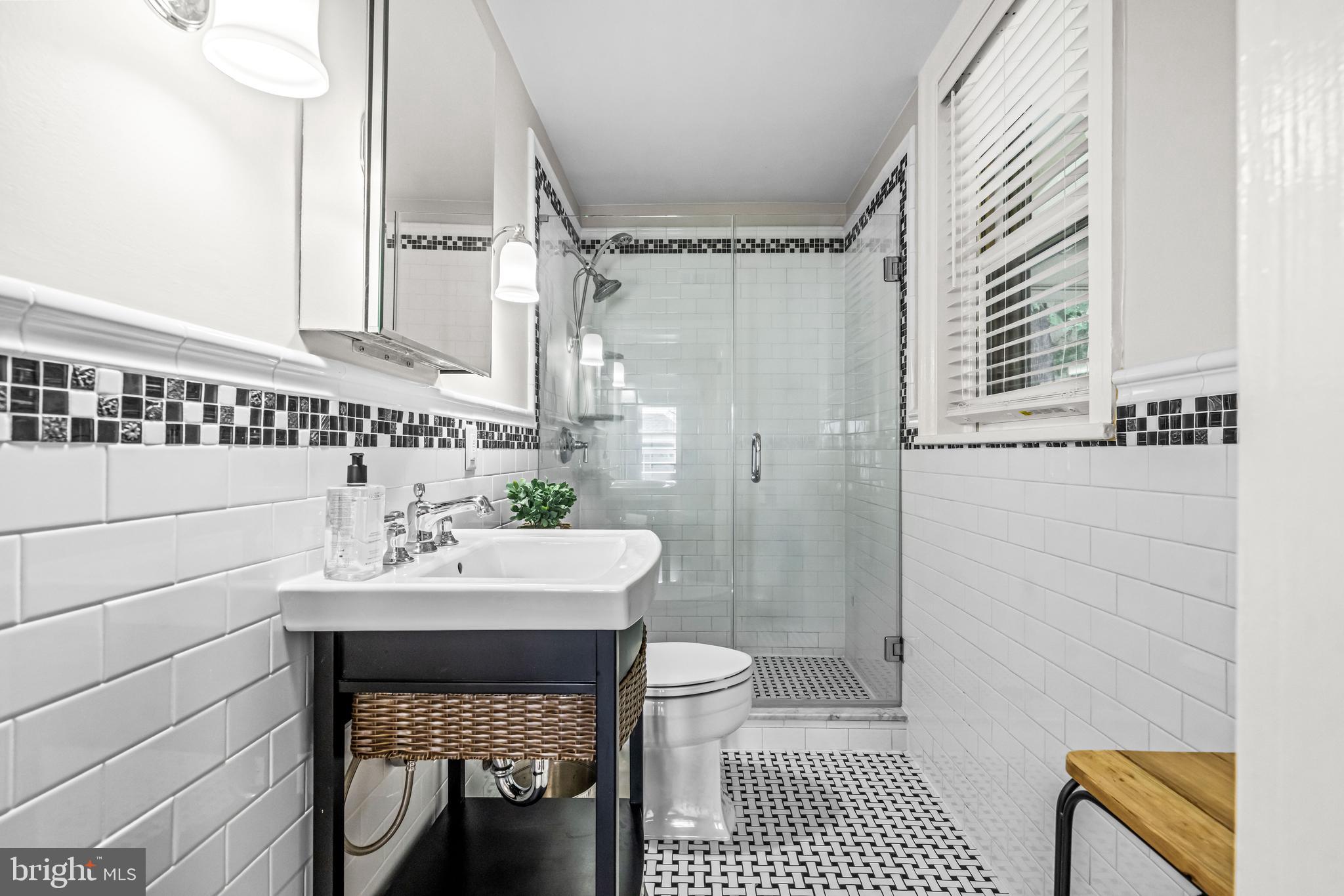 38 Tanner Street Haddonfield, NJ 08033 - Photo 52 of 70 2nd floor full bath