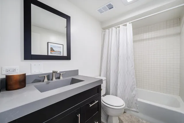 $2,150,000 | 2729 North Hampden Court, Chicago, IL 60614