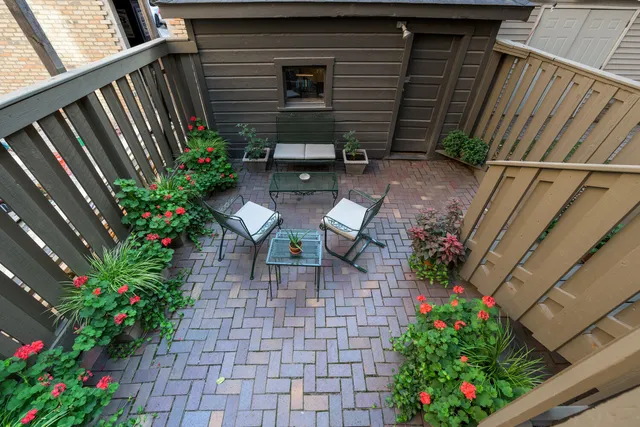 $2,150,000 | 2729 North Hampden Court, Chicago, IL 60614