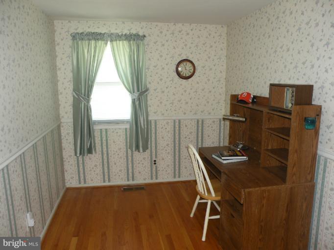 1040 Grovehill Road Halethorpe, MD 21227 - Photo 18 of 29 Third Bedroom