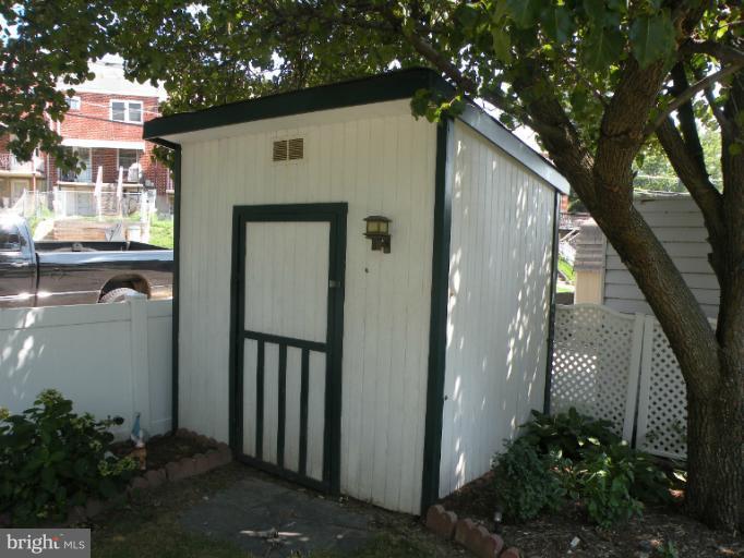 1040 Grovehill Road Halethorpe, MD 21227 - Photo 3 of 29 Storage Shed