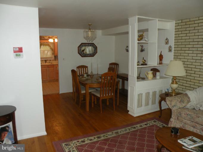 1040 Grovehill Road Halethorpe, MD 21227 - Photo 4 of 29 Dining Room