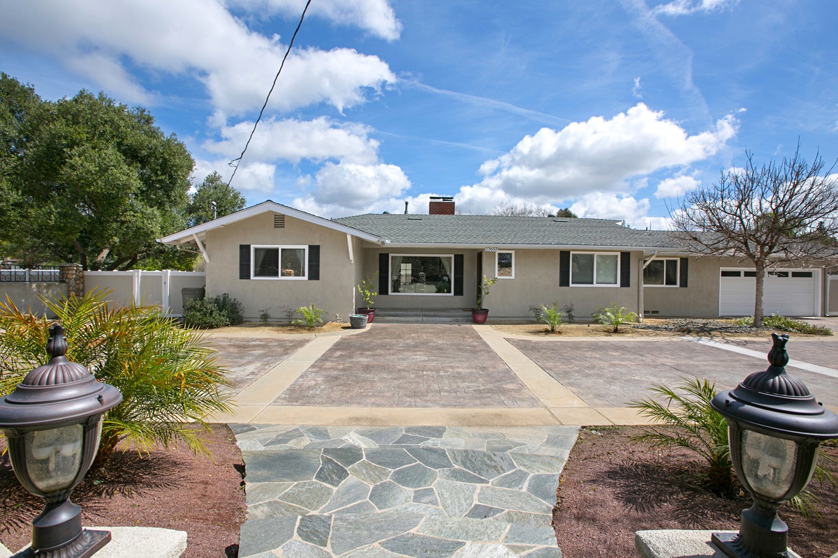 13653 Midland Road Poway, CA 92064 - Photo 3 of 24