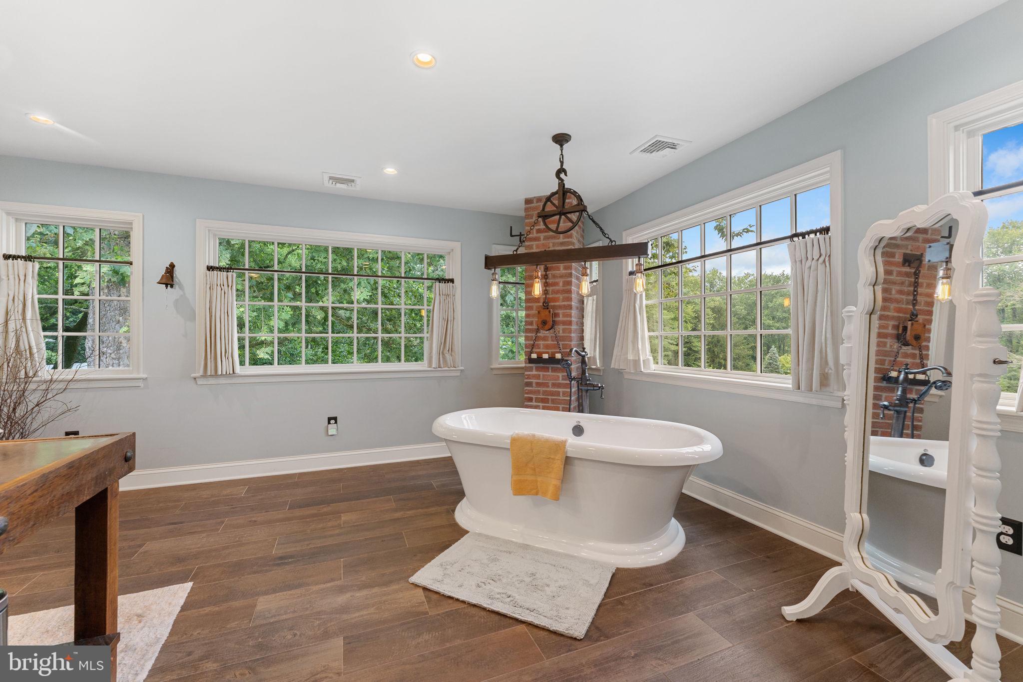 2287 South Valley Road Berwyn, PA 19312 - Photo 25 of 49