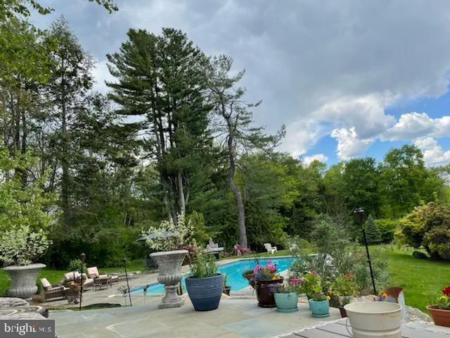 2287 South Valley Road Berwyn, PA 19312 - Photo 40 of 49