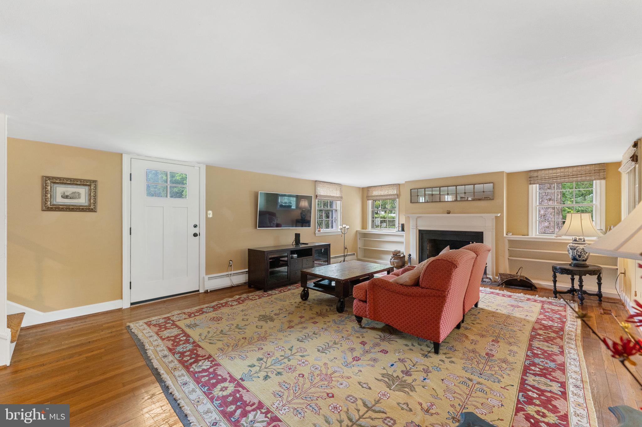 2287 South Valley Road Berwyn, PA 19312 - Photo 4 of 49