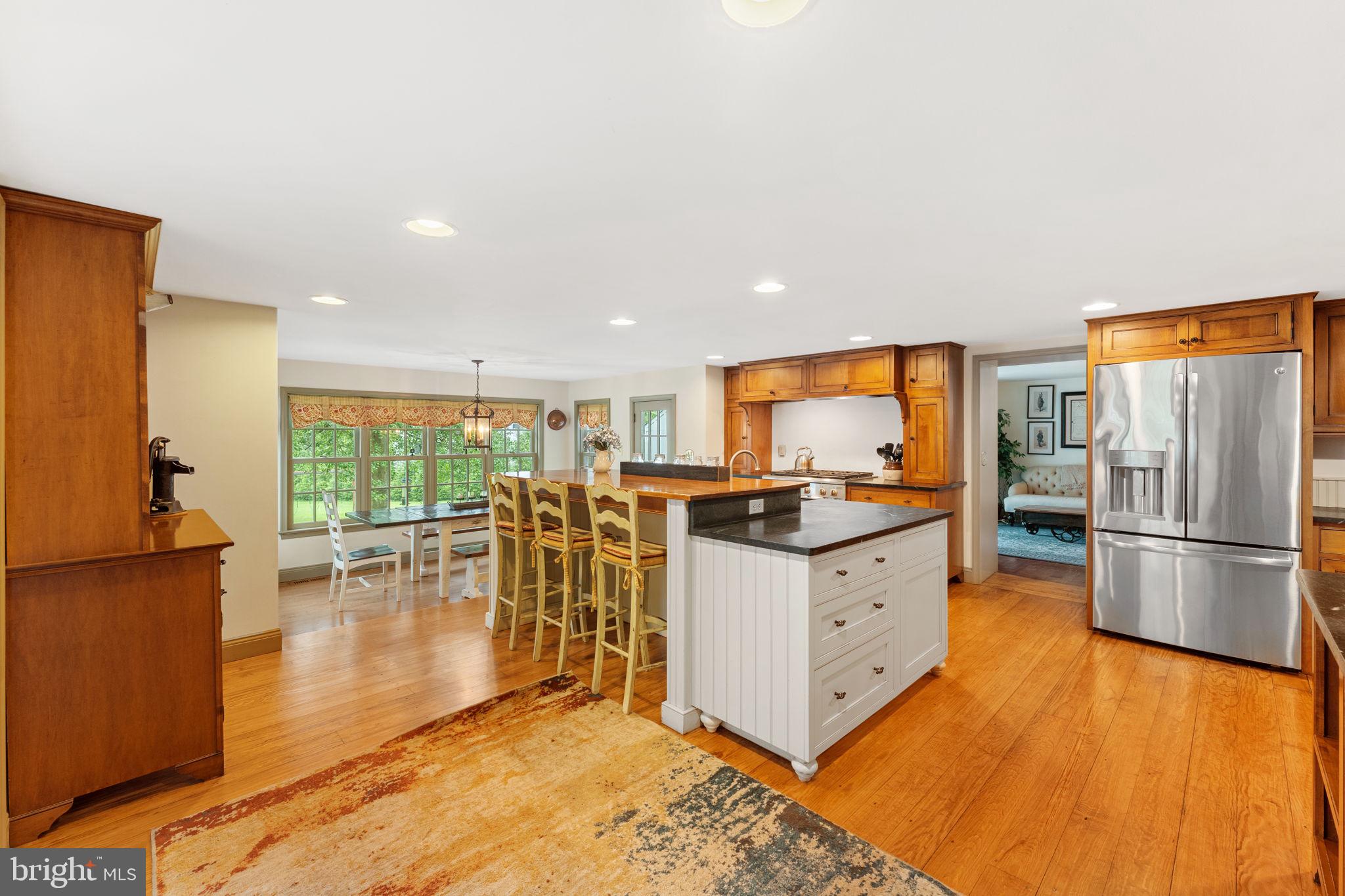 2287 South Valley Road Berwyn, PA 19312 - Photo 7 of 49