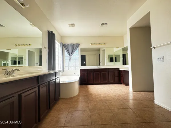 $3,495 | 502 East Kaibab Place, Chandler, AZ 85249