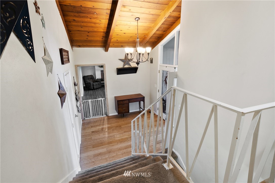 917 Seminary Hill Road Centralia, WA 98531 - Photo 6 of 31 Gallery Image 6