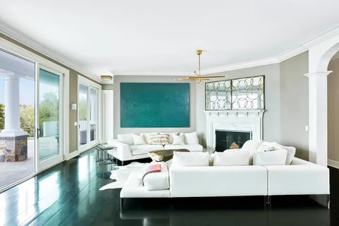 $20,750,000 | 51 Mashomuck Drive, Sag Harbor, NY 11963