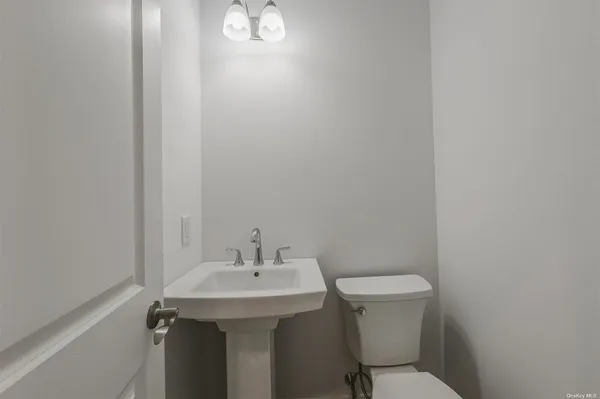 $1,250,000 | Lot 10 Sycamore Estates, Nesconset, NY 11767