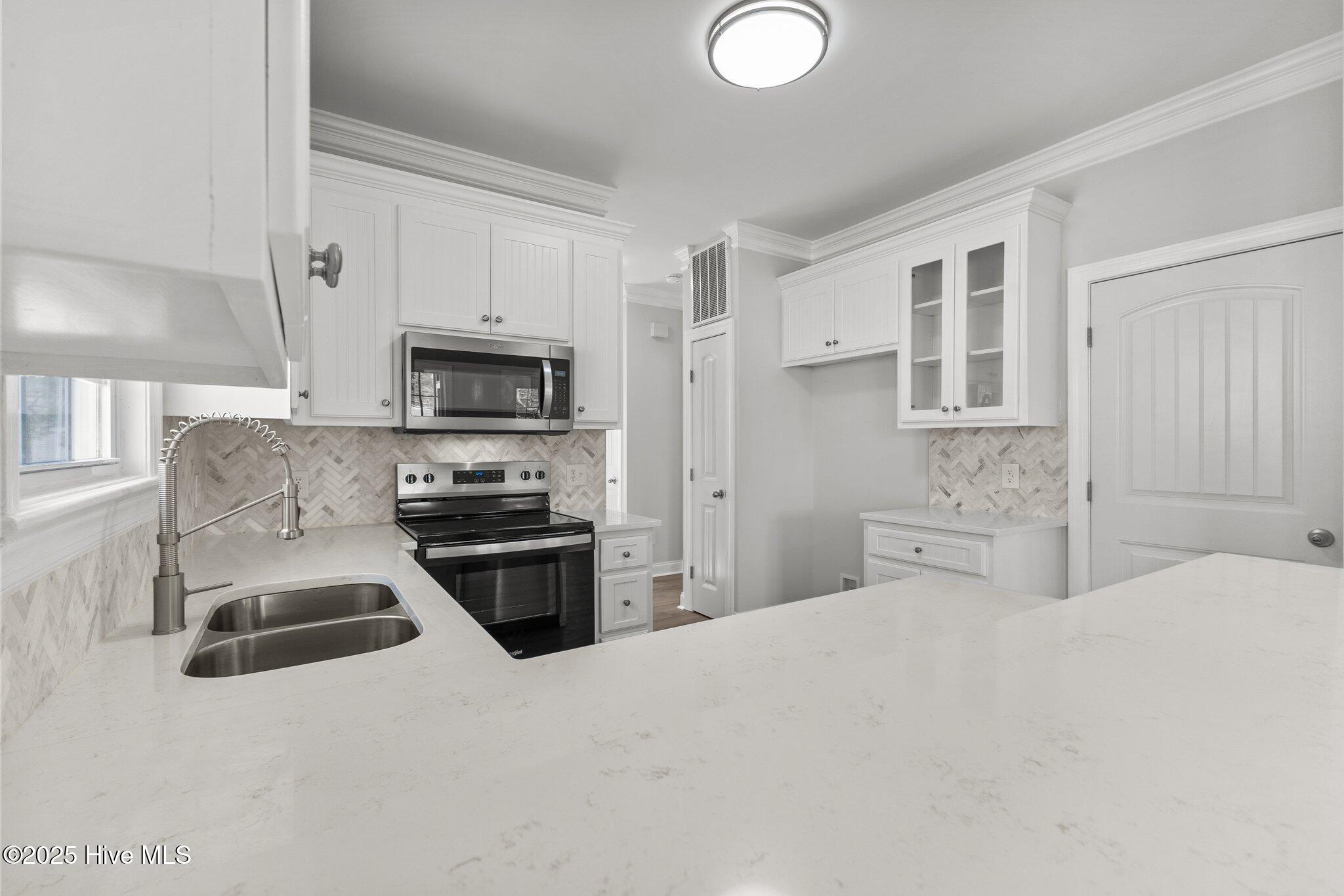 44 Maple Avenue Elizabethtown, NC 28337 - Photo 8 of 38 22-web-or-mls-AZ3A4782