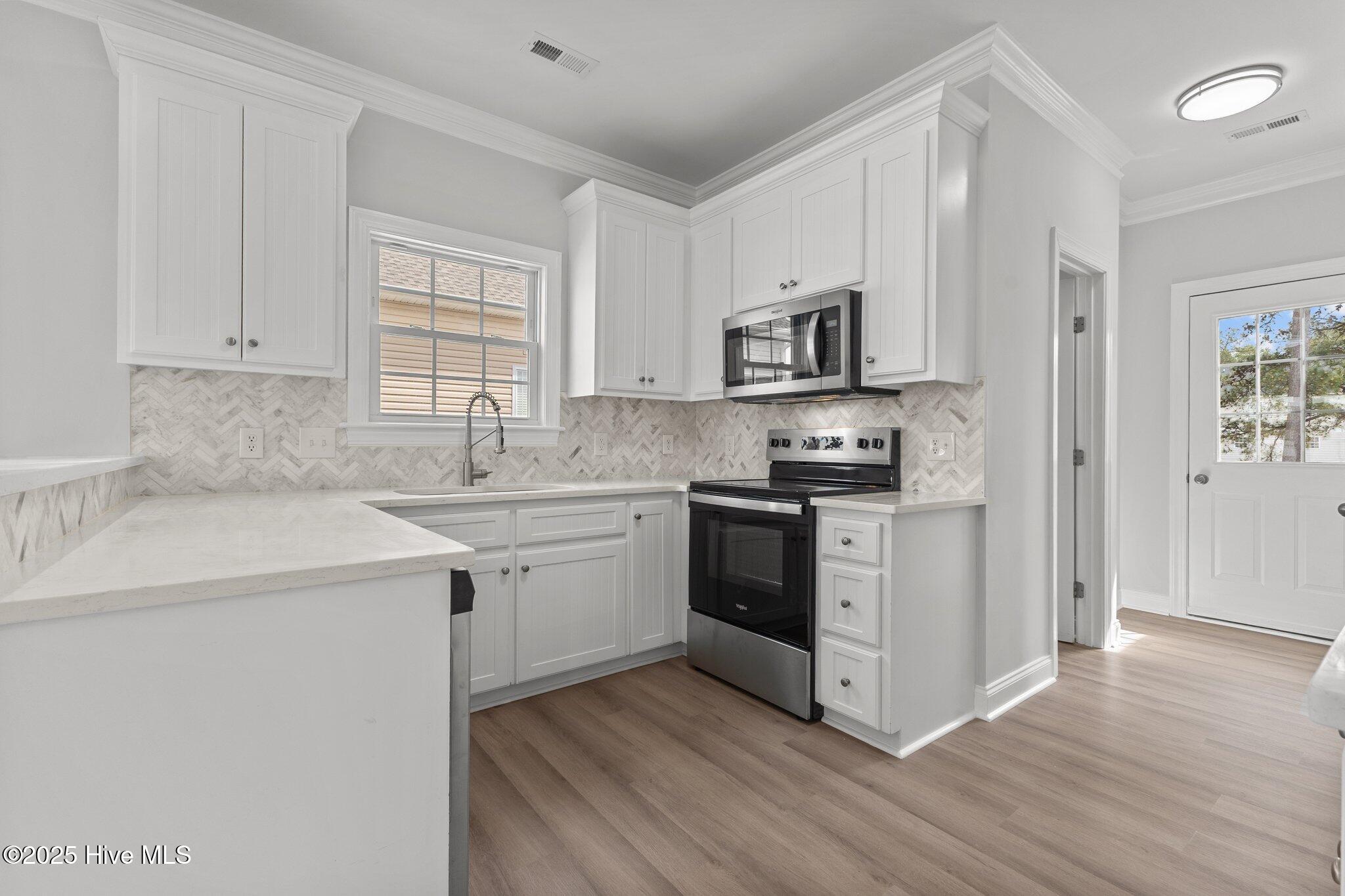 44 Maple Avenue Elizabethtown, NC 28337 - Photo 9 of 38 23-web-or-mls-AZ3A4785