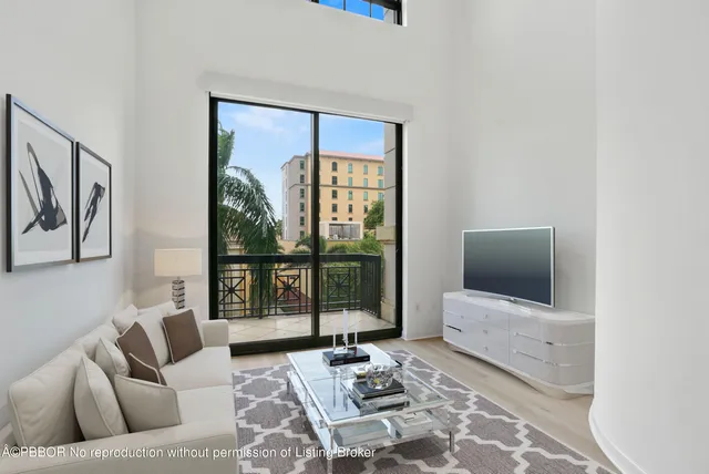 $565,000 | 801 South Olive Avenue, Unit 211, West Palm Beach, FL 33401