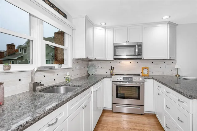 $649,900 | 7 Carnation Circle, Unit C, Reading, MA 01867