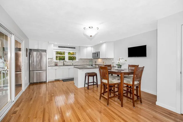 $649,900 | 7 Carnation Circle, Unit C, Reading, MA 01867