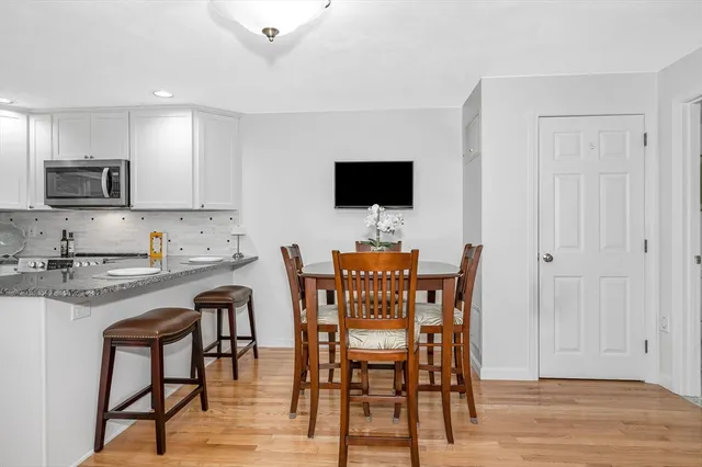 $649,900 | 7 Carnation Circle, Unit C, Reading, MA 01867