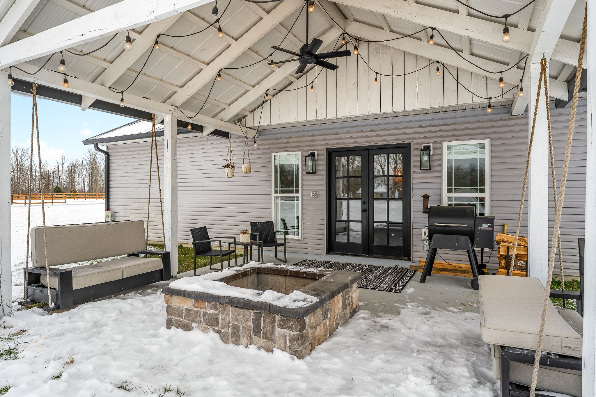 241 Ferrells Loop Road Manchester, TN 37355 - Photo 38 of 45 a house outdoor space with patio furniture