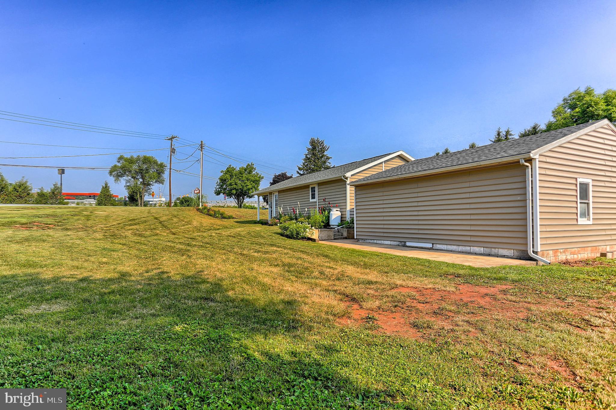 40 Locust Point Road Manchester, PA 17345 - Photo 16 of 66 Gallery Image 16